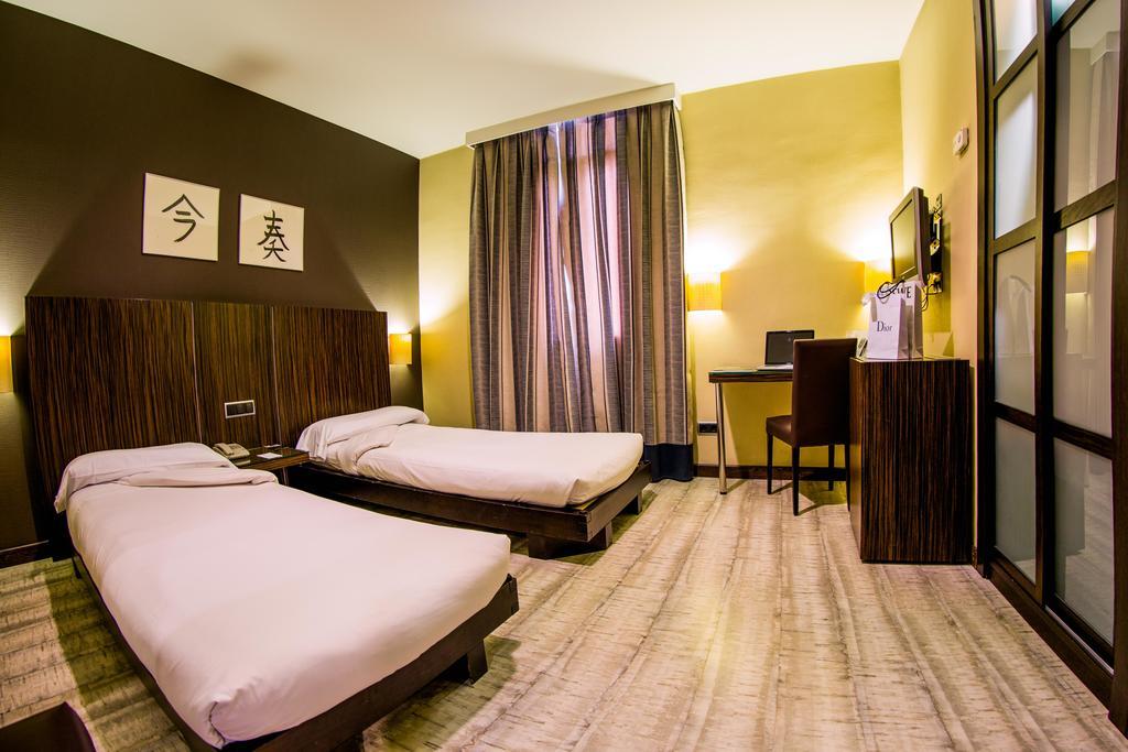 Hotel Arosa - Madrid — Fotos 3
